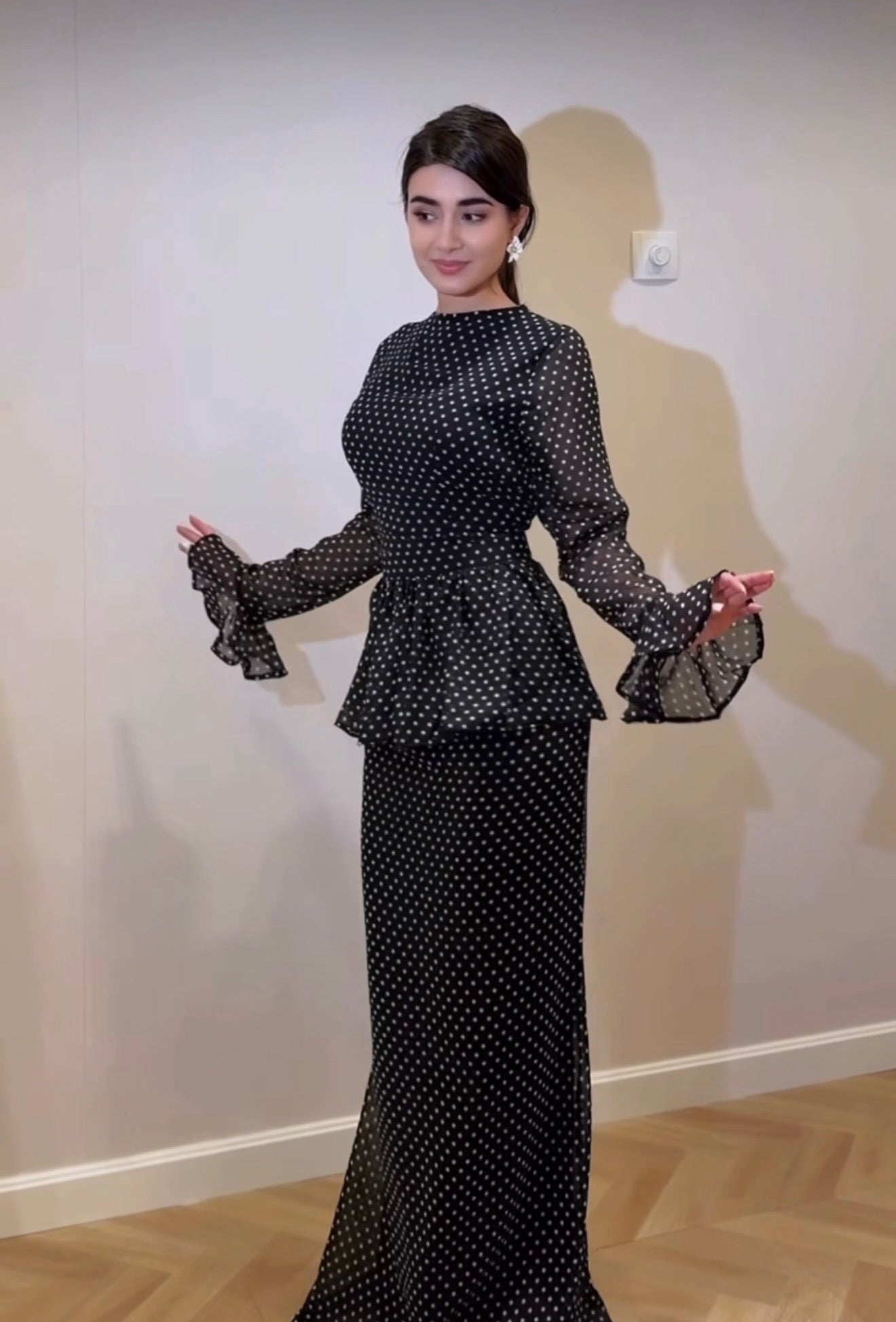Рокля DIVA39