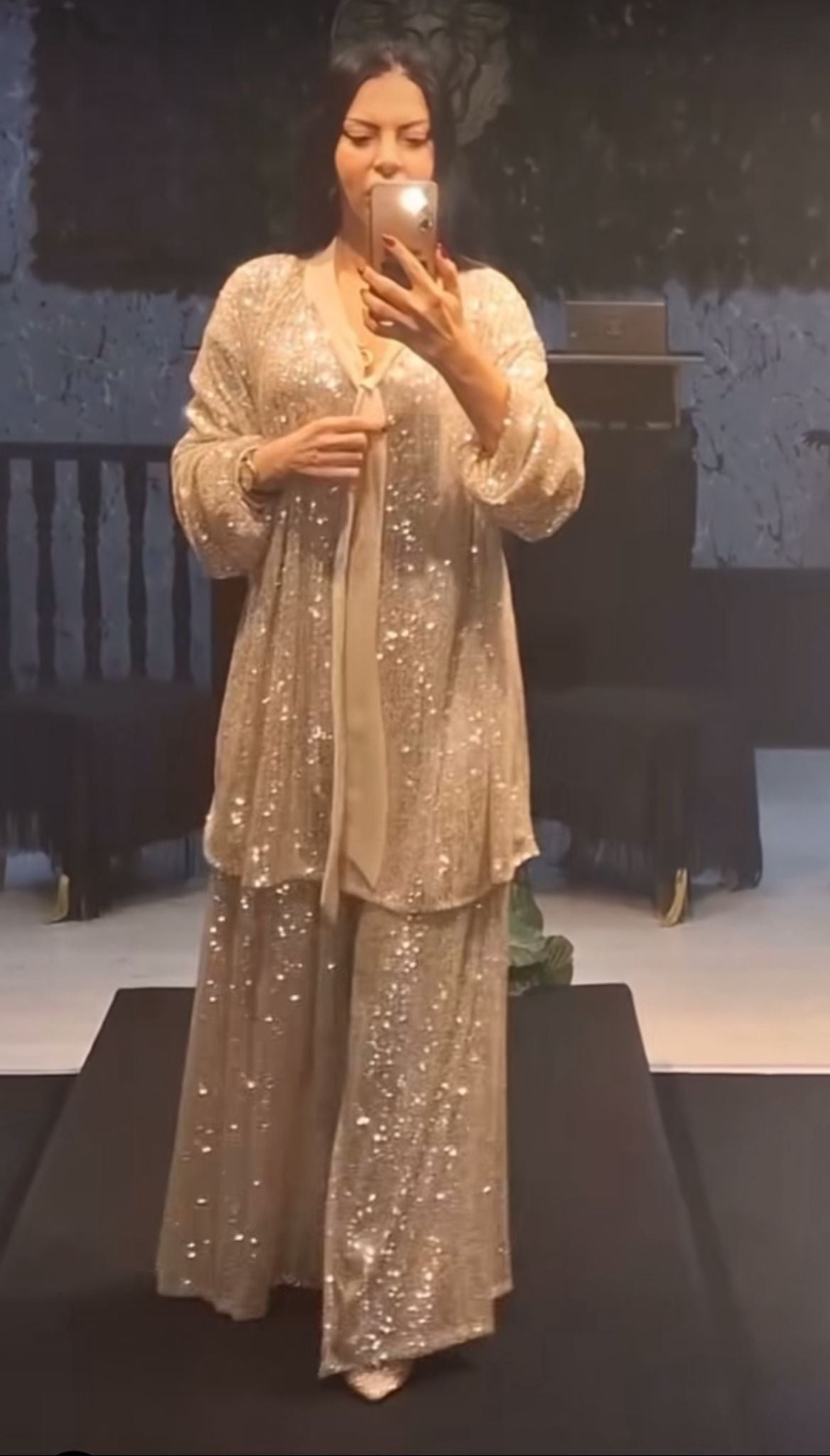 Compleu elegant DIVA75